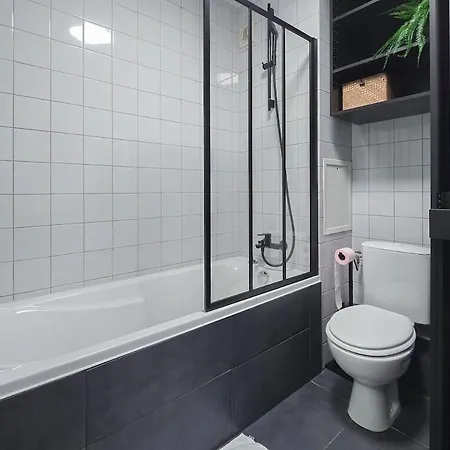 Beautiful 4 People Near Basel Wifi * Saint-Louis (Haut-Rhin)